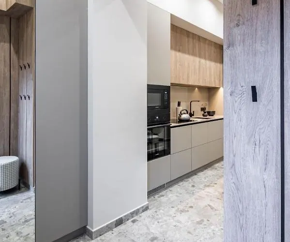 On Kulisha 28 * إلفيف